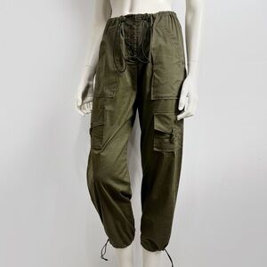 Single Women’s Olive Green Cargo Pants Drawstring Waist Cropped